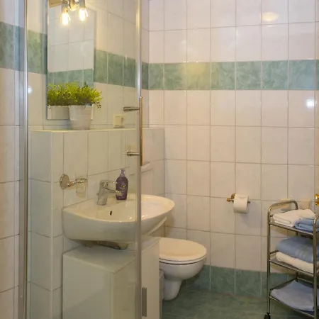 Apartment Flat Enzian - On The Hill Seefeld in Tirol